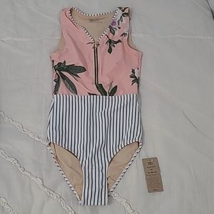 Women's Albion Fit Pink Floral and Striped One Piece Swimsuit Size XS NWT